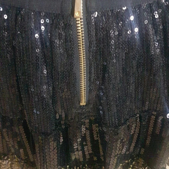 Sans Souci sequin skater  mini skirt - Picture 5 of 8